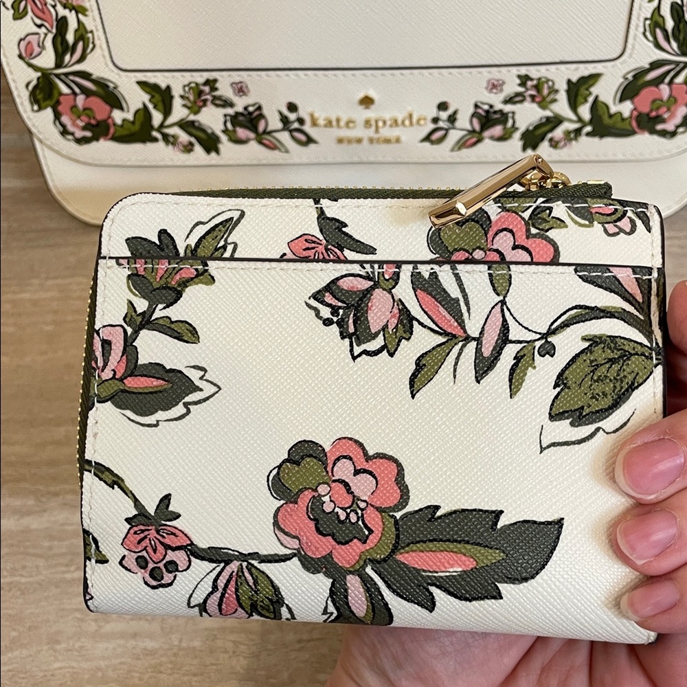 Kate Spade ♠️ NWOT White Green & Pink Floral Shoulder crossbody Bag Set - Picture 3 of 12